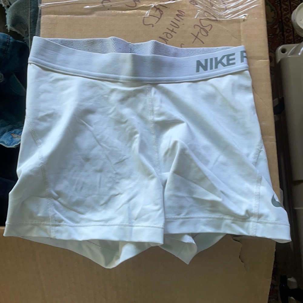 Nike pro